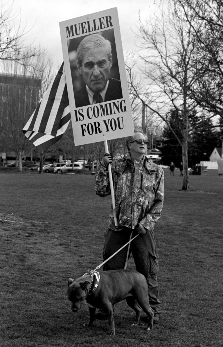 21219 F100 58f28g HP5 Oly 310-Edit