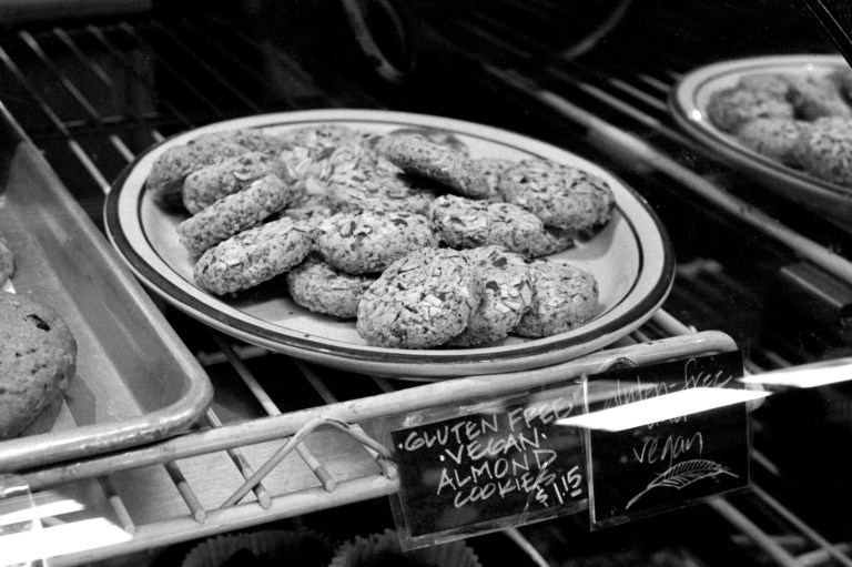 4119 HP5800 Olympia Market 878-Edit