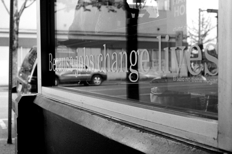 5320 Olympia 400TX Walk 022