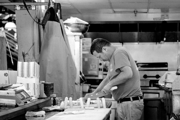 9116 Ilford HP5 Seattle 014-Edit